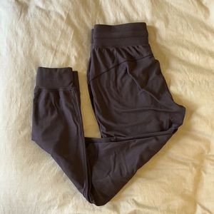 Lululemon Align Black Joggers size 2 29”
